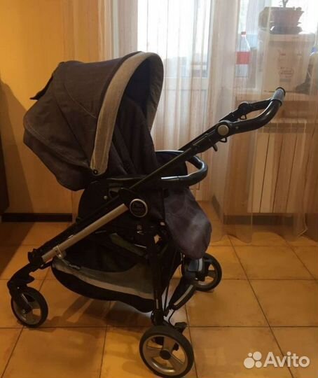 Коляска Peg Perego Pliko Switch Easy Drive