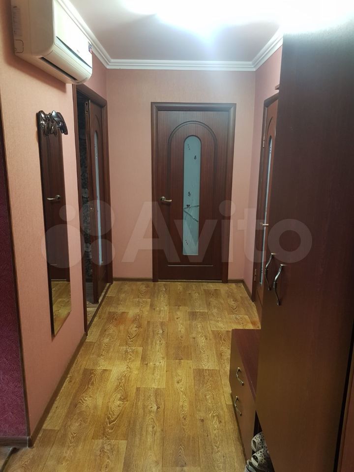 3-к. квартира, 70 м², 3/3 эт.