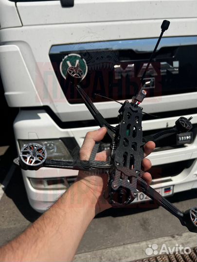 Квадрокоптер фпв Пиранья 7 и 10 