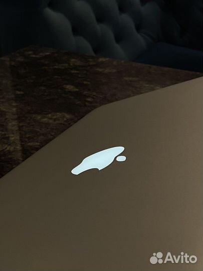 Apple MacBook Air 2012