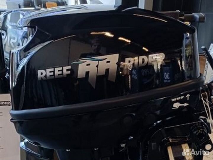 Лодочный мотор Reef Rider RR 9.9 FHS витрина