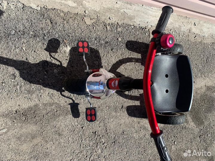 Детский трехколесный велосипед