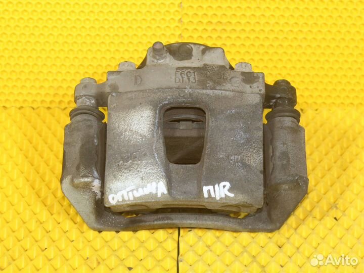 Суппорт передний правый Kia Optima 4