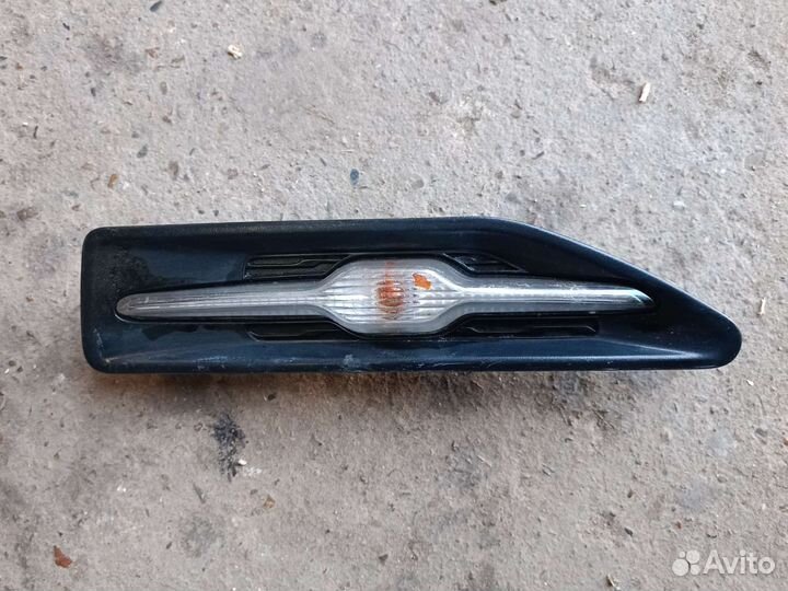 Повторитель поворота крыла левый kia rio 3