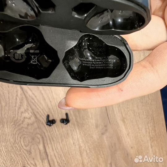 Беспроводные наушники Lenovo Lp1S