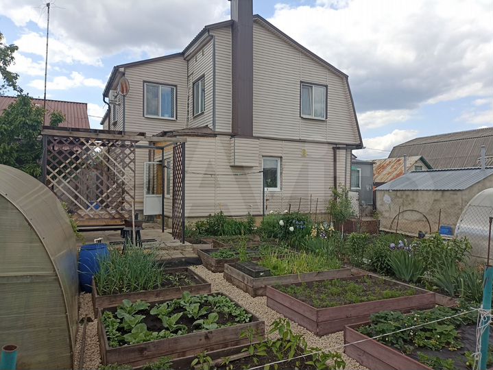 Дом 82,8 м² на участке 2,5 сот.