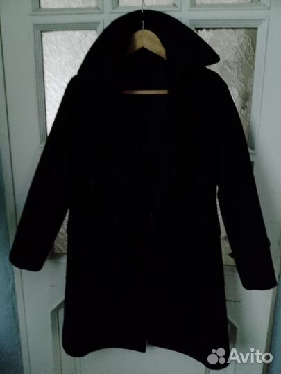 Пальто женское. Томми Хильфигер