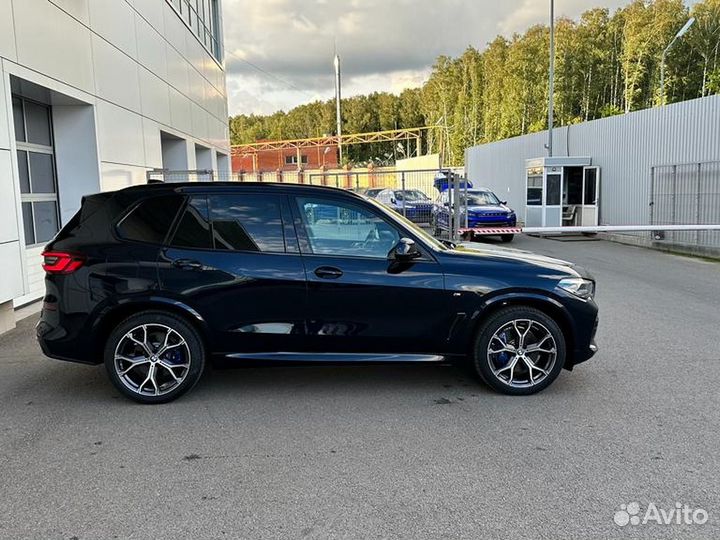 BMW X5 3.0 AT, 2022