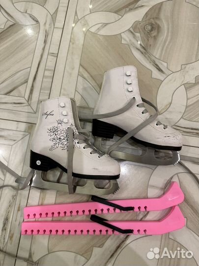 Коньки фигурные 30 размер