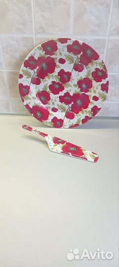 Тортница с лопаткой Красные маки