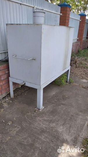 Бак на тонну.из толстого железа с вентелем