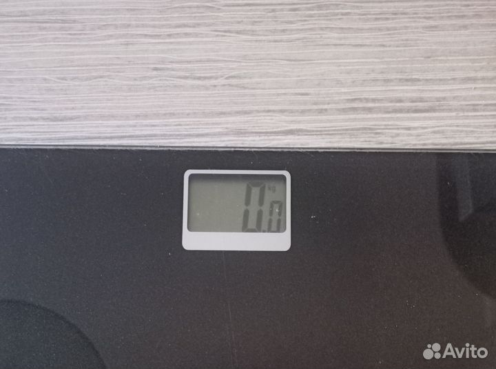 Весы напольные электронные Marta