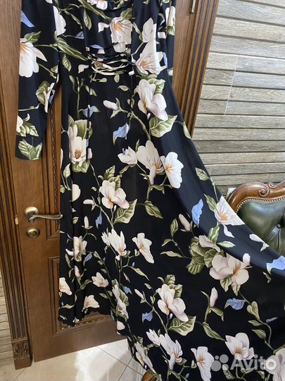 Платье valentino 44 46