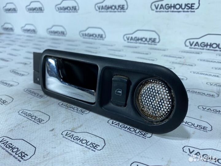 Ручка двери внутренняя задняя левая Volkswagen