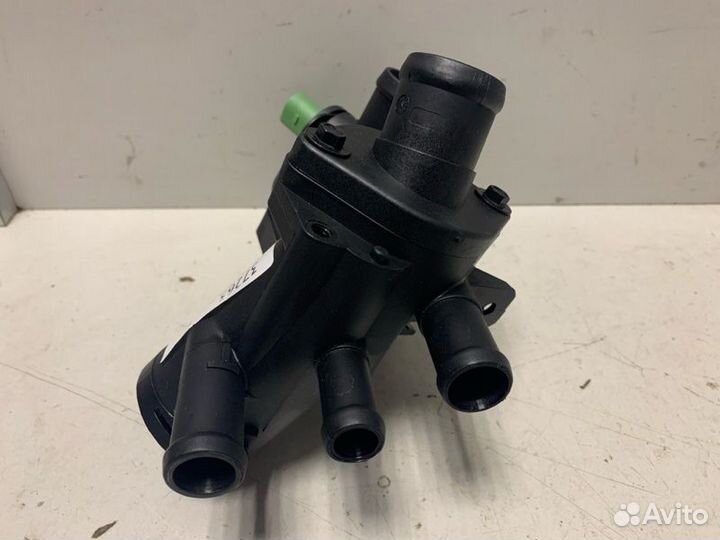 Фланец системы охлаждения Volksvagen Golf Iv/Bora