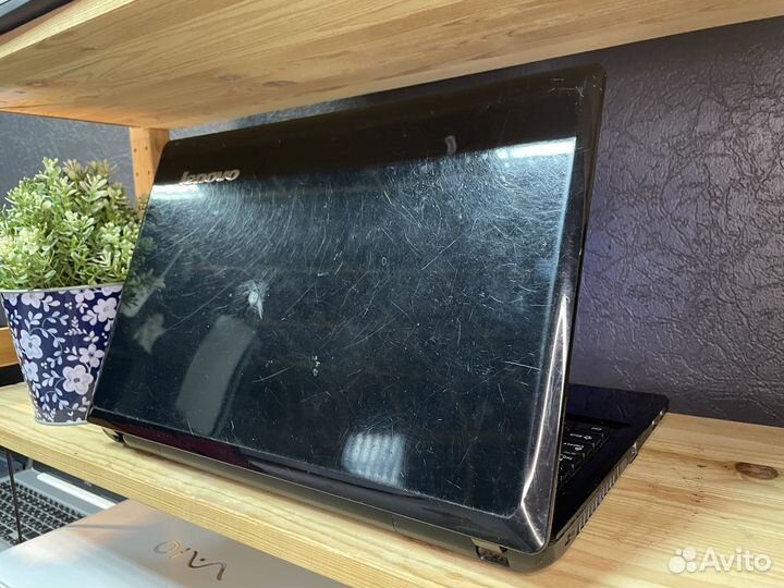 Ноутбук Lenovo / 15.6