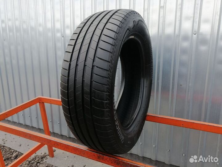 Bridgestone Turanza T005 185/60 R15 86H