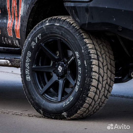 Maxxis AT-771 Bravo 215/70 R16 100