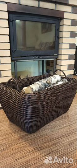 Дровница из ротанга