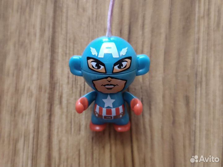 Киндер брелки Kinder Starwars Marvel