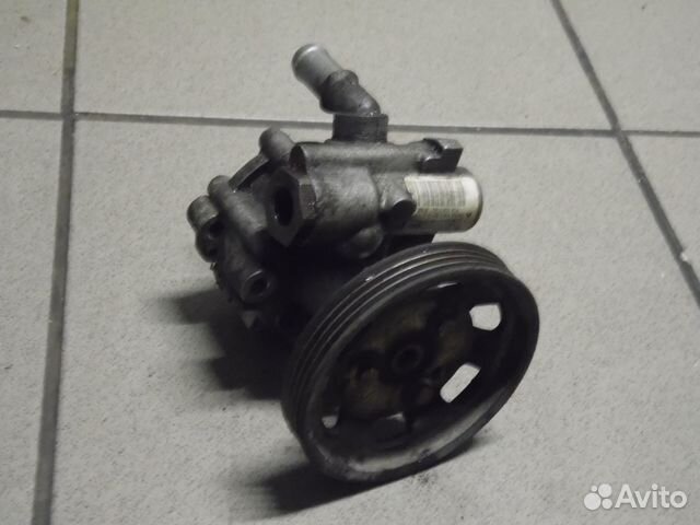 Насос гур 1.2 Рено Логан Сандеро