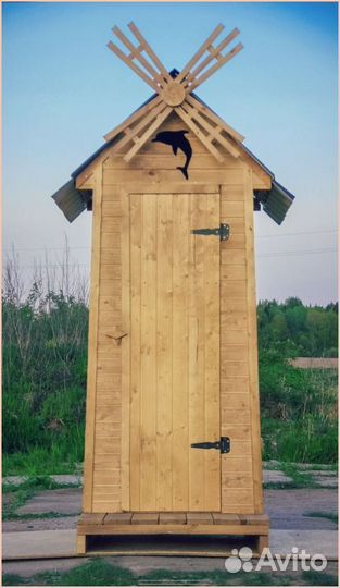 Дачный туалет с декором SPR