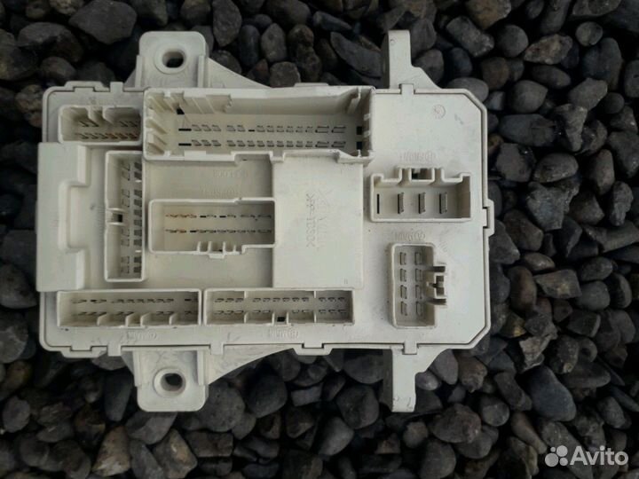 Салонный блок предохранителей Hyundai I30