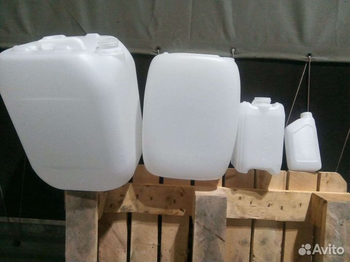 Бочки пластиковые, кубы Б/У для Хоз.Нужд.Новые для
