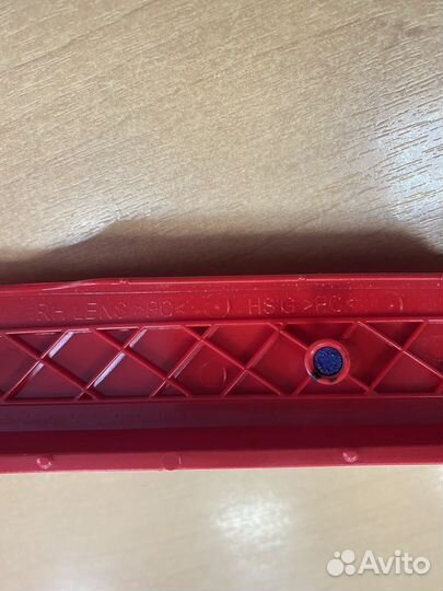 Отражатель в бампер задний правый Kia Ceed 2012-15