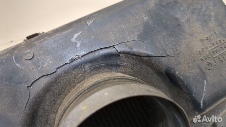 Корпус воздушного фильтра Subaru Forester (S11), 2