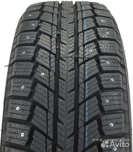 DoubleStar DW07 215/70 R15 98T