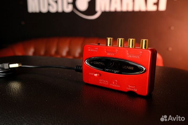 Звуковая карта Behringer