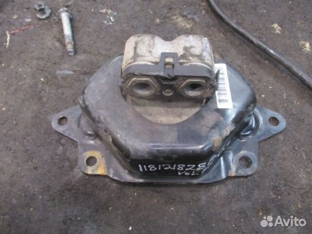 Подушка двс Volvo 21416525