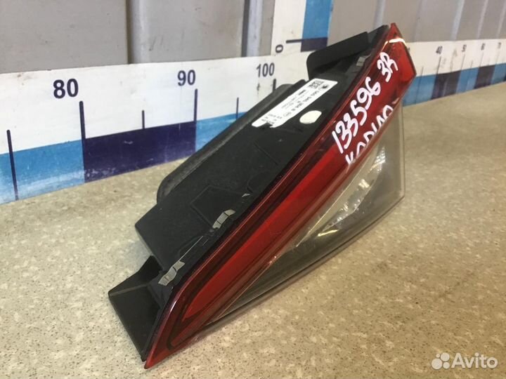 Фонарь задний внутренний правый Skoda Kodiaq 2017