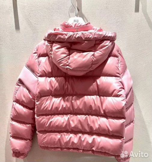 Пуховик moncler женский розовый