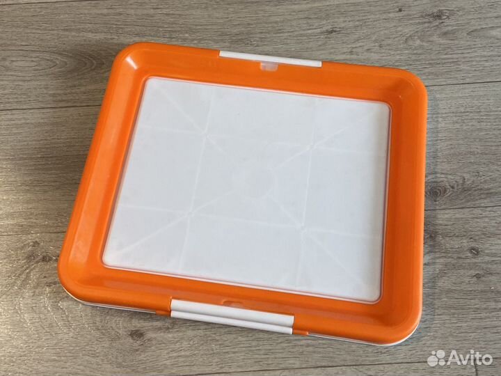 Лоток для собак под пеленку