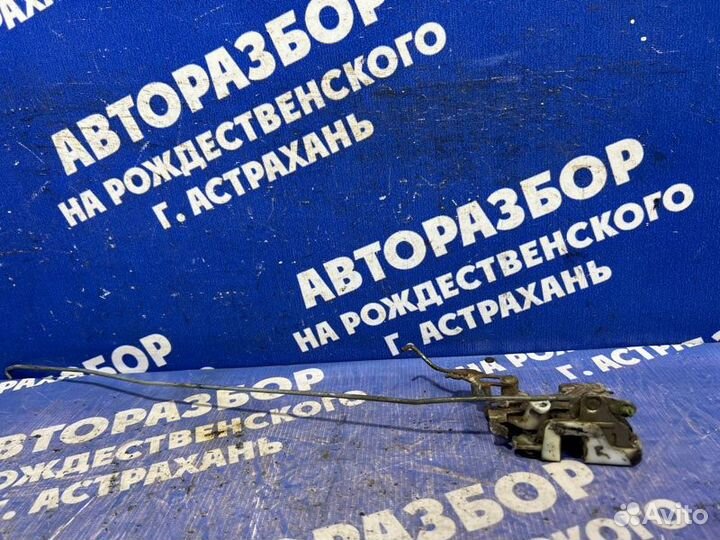 Передний правый замок двери Mitsubishi Pajero 2