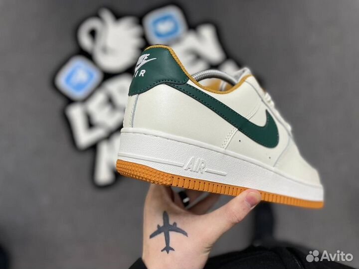 Кроссовки мужские Nike Air Force 1 Green Swoosh