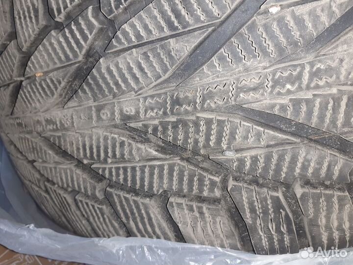 Nokian Tyres Hakkapeliitta R2 215/65 R16