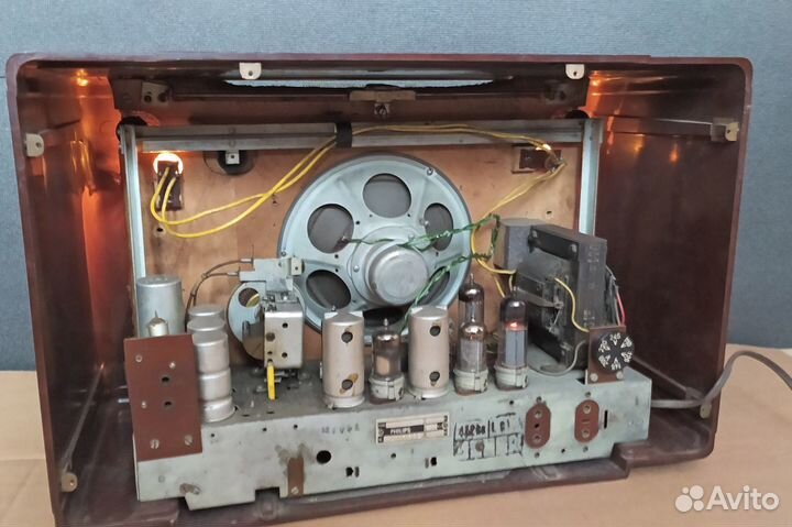 Ламповый радиоприёмник Philips