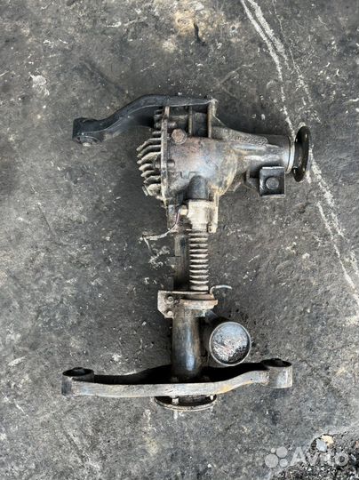 Mitsubishi pajero 3 передний редуктор