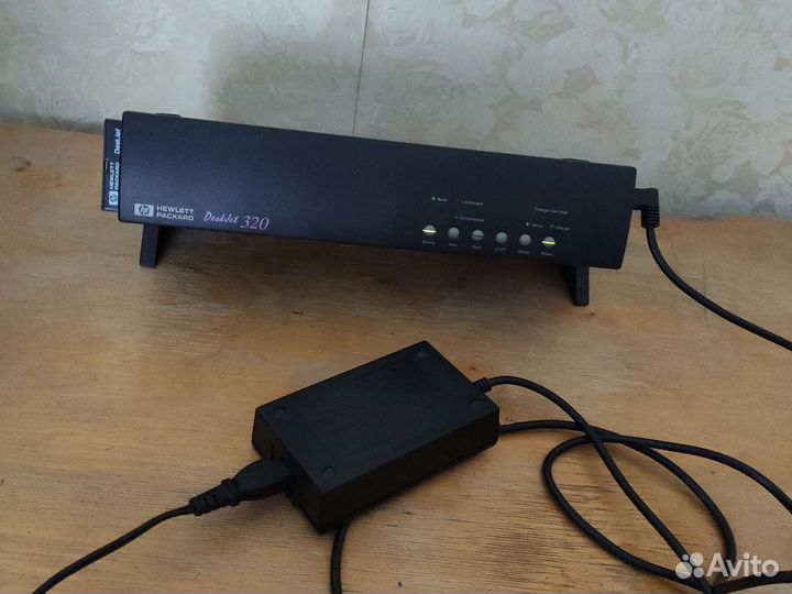 Струйный принтер hp Deskjet 320