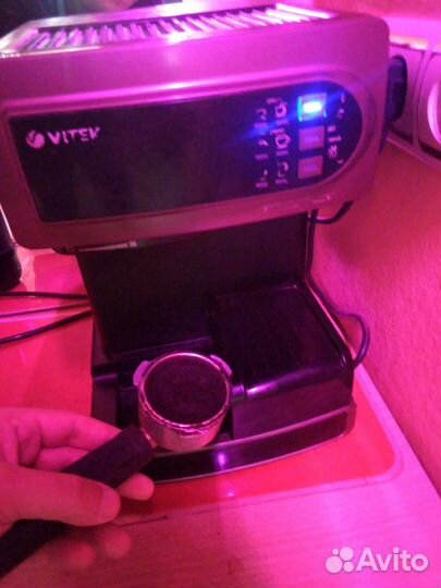 Кофеварка рожковая vitek