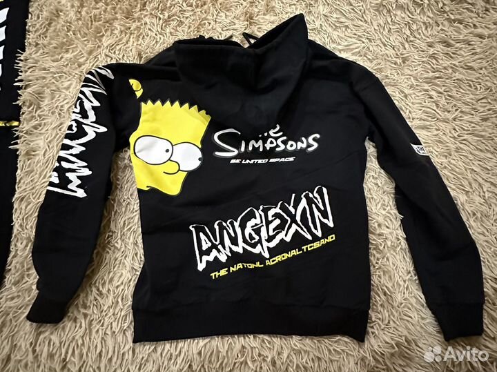 Спортивный костюм