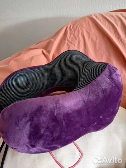 Подушка для путешествий