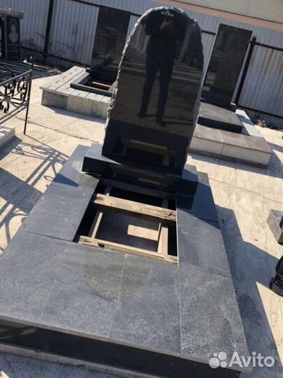 Установка изготовление надгробных плит - памятнико