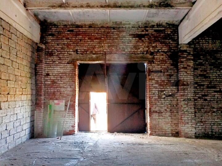 Складское помещение, 900 м²