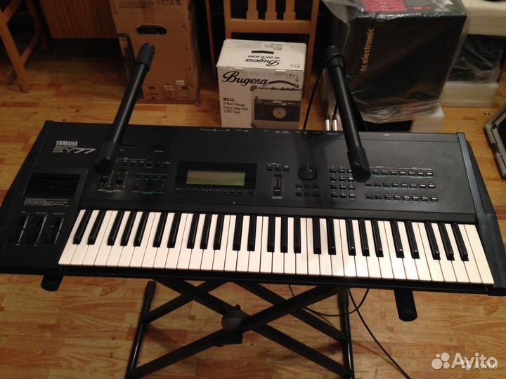 Синтезатор рабочая станция Yamaha SY77
