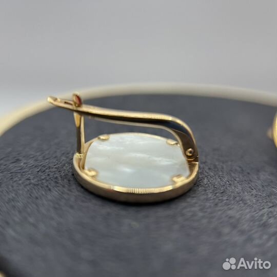Серьги 585 вставка перламутр