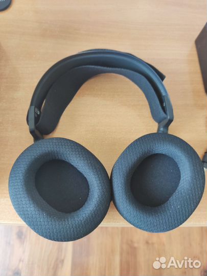 Steelseries Arctis Pro Wireless